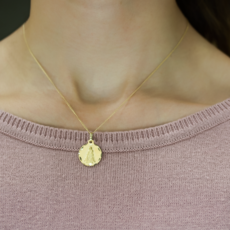 Medalla Virgen de los Desamparados Labrada Oro 18k