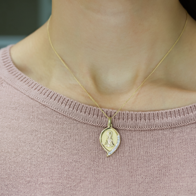 Medalla Virgen De Los Desamparados Lágrima Oro 18k